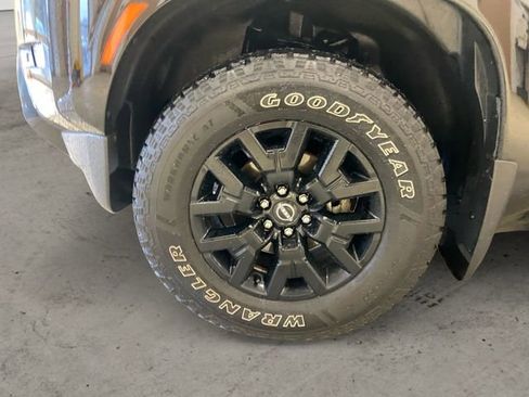 Certified 2023 Nissan Frontier SV w/ Midnight Edition Package image 14