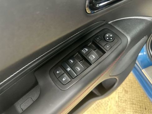 Used 2024 Dodge Durango GT AWD/4WD image 16