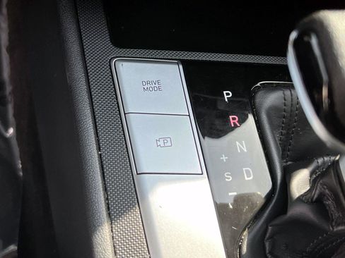 Used 2021 Hyundai Elantra SE w/ Cargo Package FWD image 52