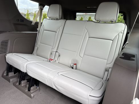 New 2026 GMC Yukon XL Denali w/ Sun & Power Step Package image 31
