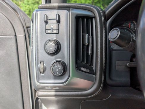 Used 2017 Chevrolet Silverado 2500 LTZ w/ Duramax Plus Package AWD/4WD image 27