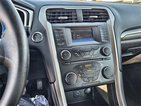 Used 2018 Ford Fusion S image 24