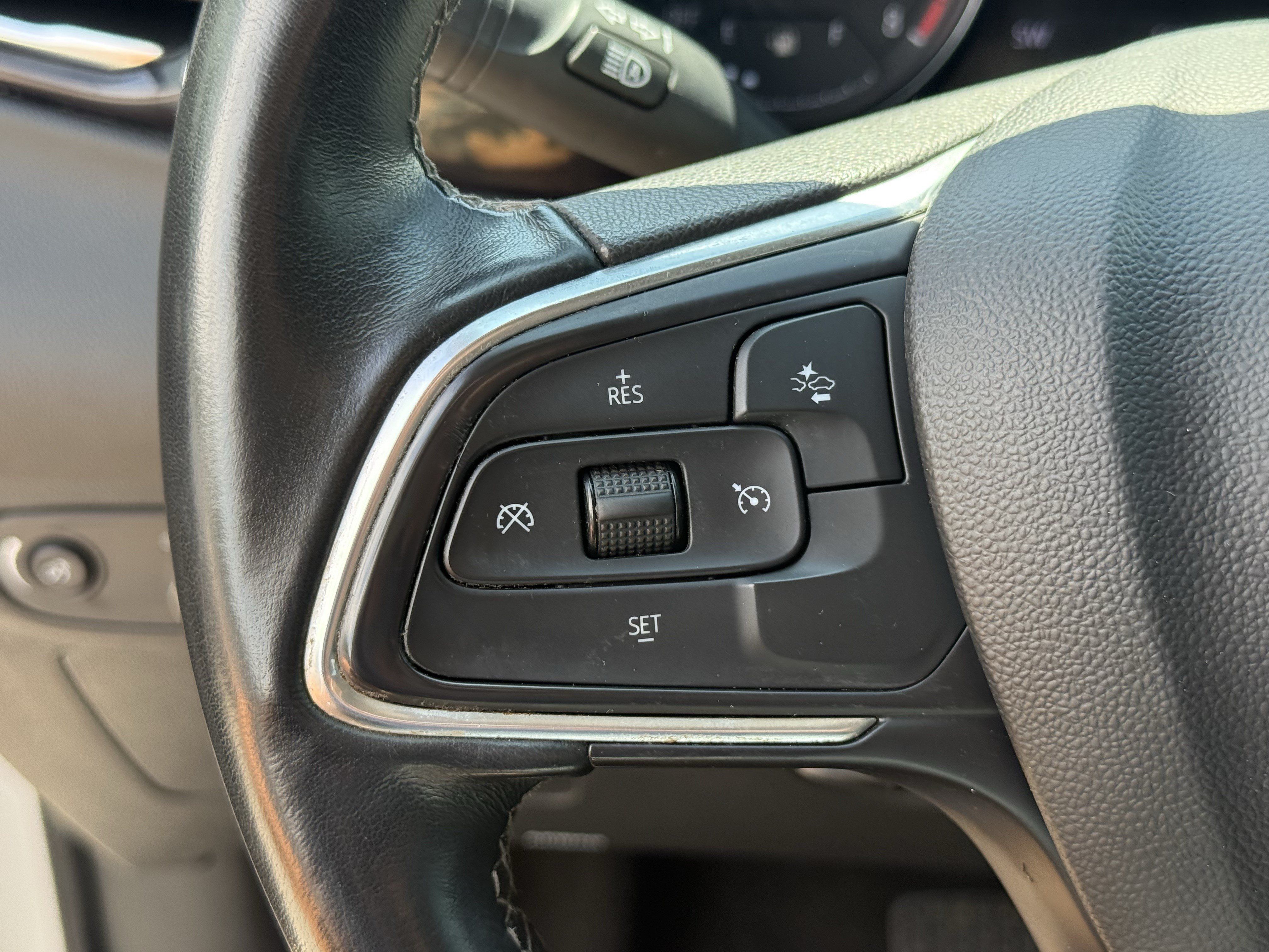 Used 2023 Buick Encore GX Preferred FWD image 16