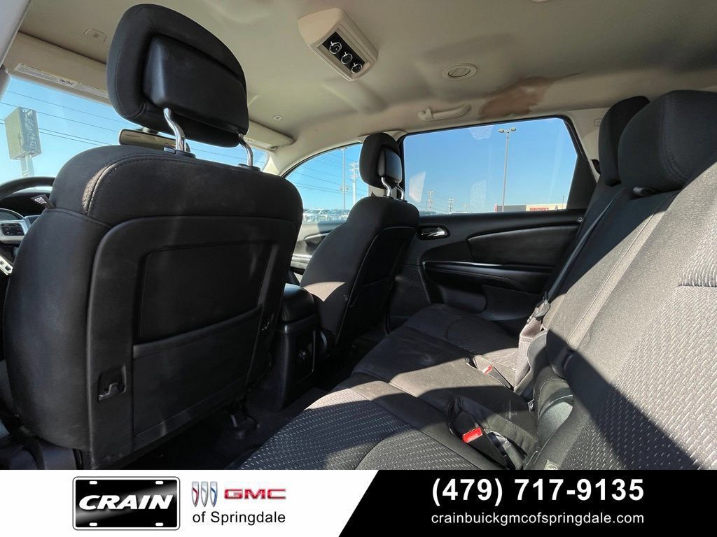 Used 2020 Dodge Journey SE w/ SE Popular Equipment Group FWD image 27
