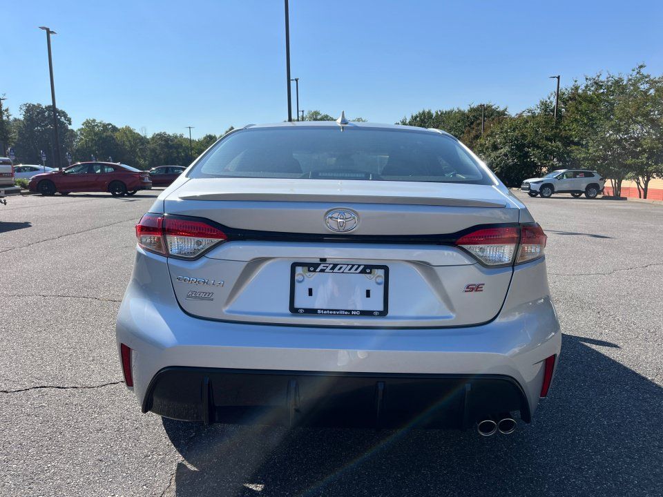 Used 2026 Toyota Corolla SE FWD image 13
