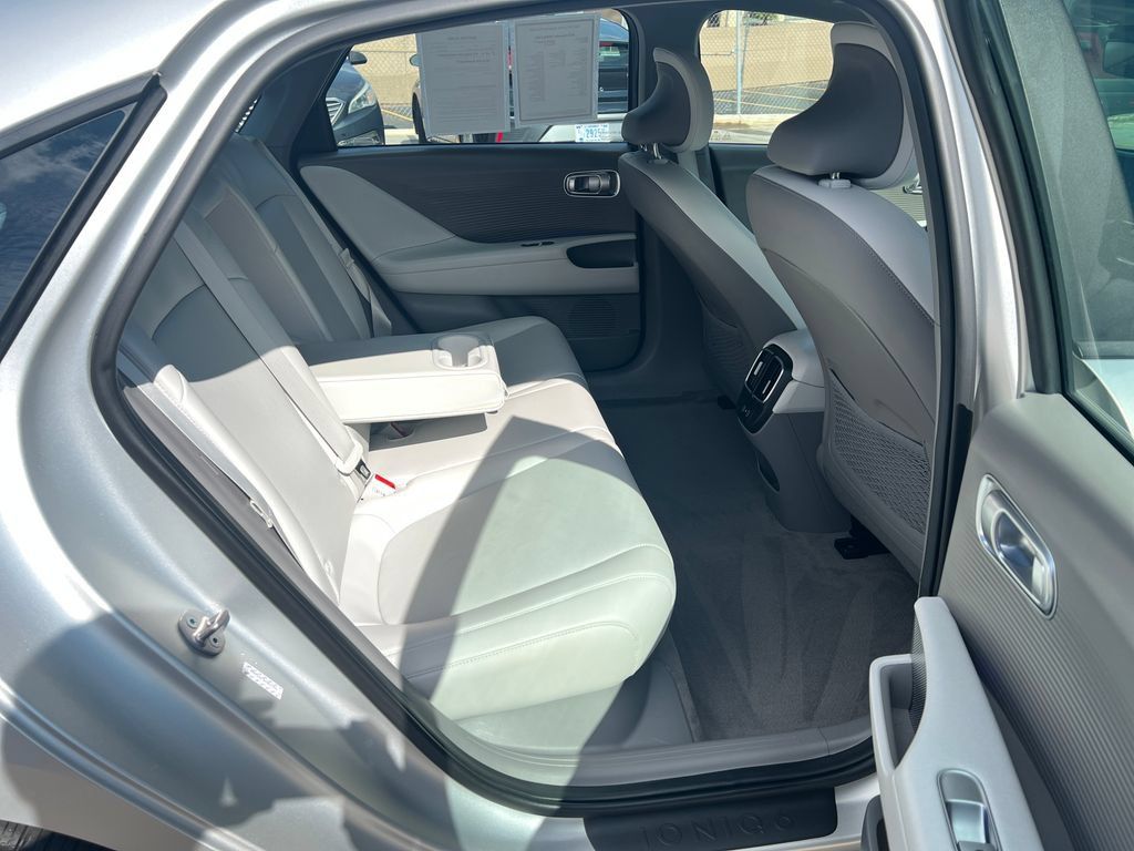 Used 2023 Hyundai Ioniq 6 SEL w/ Cargo Package AWD/4WD image 28