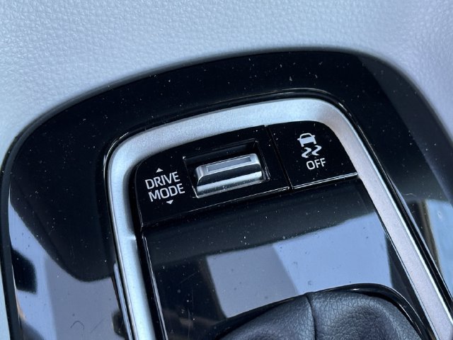 Used 2024 Toyota Corolla SE FWD image 21