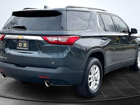 Used 2020 Chevrolet Traverse LT w/ Driver Confidence II Package image 6