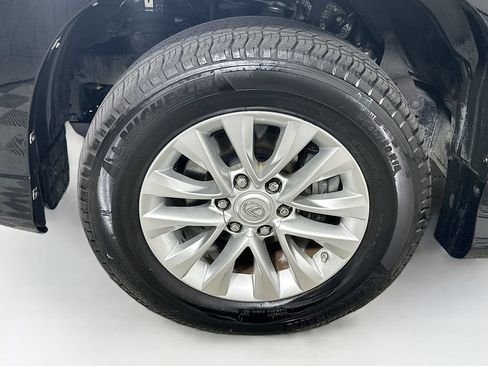Used 2018 Lexus GX 460 Premium w/ Premium Package AWD/4WD image 24