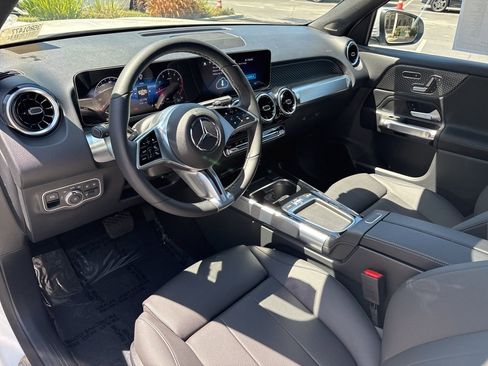 Used 2026 Mercedes-Benz GLB 250 image 9