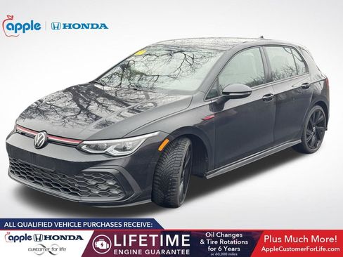 Used 2022 Volkswagen GTI SE image 3