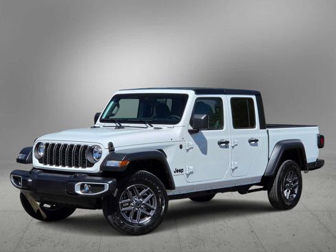 Used 2025 Jeep Gladiator Sport AWD/4WD image 1