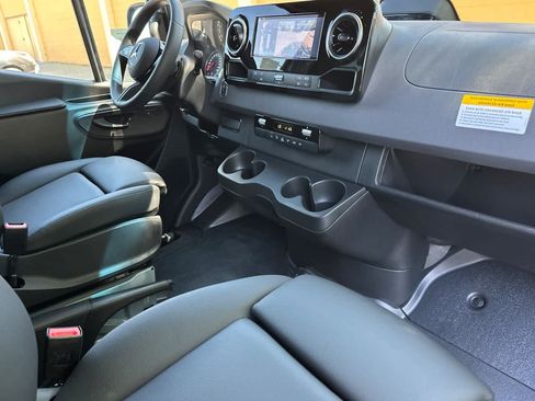 New 2026 Mercedes-Benz Sprinter 2500 image 16