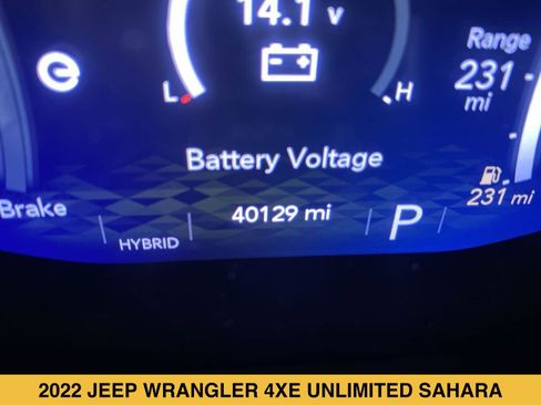 Used 2022 Jeep Wrangler Unlimited Sahara w/ Cold Weather Group AWD/4WD image 4