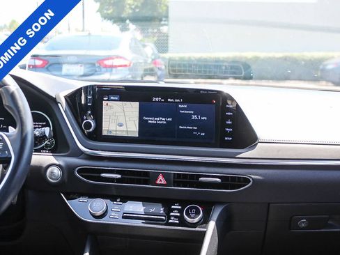Used 2021 Hyundai Sonata Limited FWD image 17