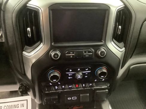 Used 2020 Chevrolet Silverado 1500 RST AWD/4WD image 17
