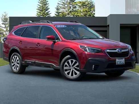 Used 2020 Subaru Outback Premium w/ Popular Package #1 AWD/4WD image 2