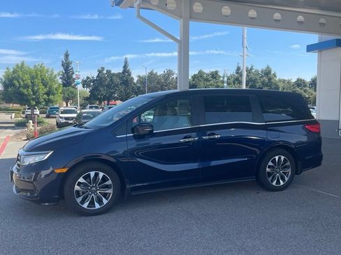 Used 2023 Honda Odyssey EX-L image 1