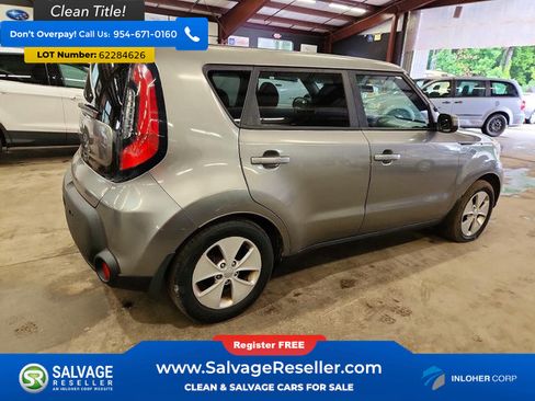 Used 2016 Kia Soul FWD image 4