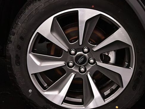 Used 2024 Ford Escape Platinum AWD/4WD image 10