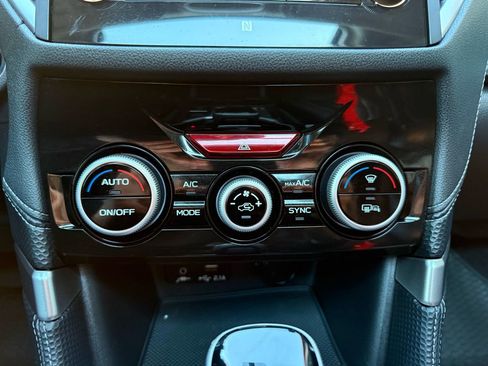 Used 2021 Subaru Forester Limited image 33