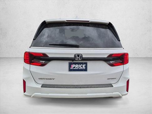 Used 2025 Honda Odyssey Sport-L image 6