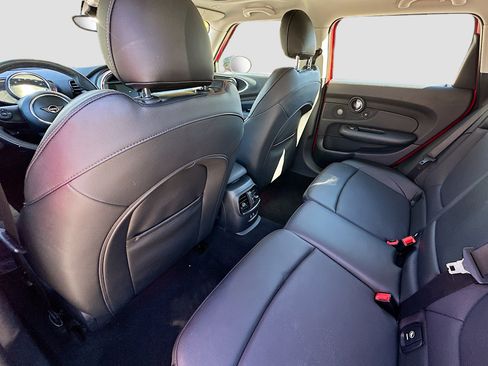 Used 2020 MINI Cooper Clubman S w/ Premium Package image 26