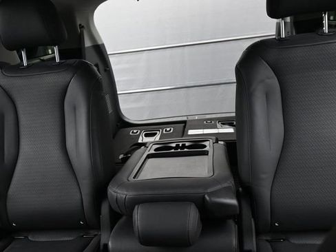 Used 2024 Kia Carnival SX Prestige FWD image 23