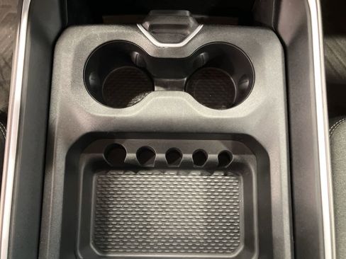 Used 2021 RAM 1500 Big Horn image 17