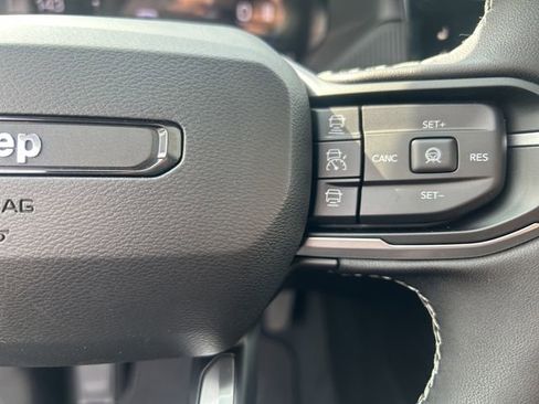 New 2026 Jeep Cherokee Overland image 29