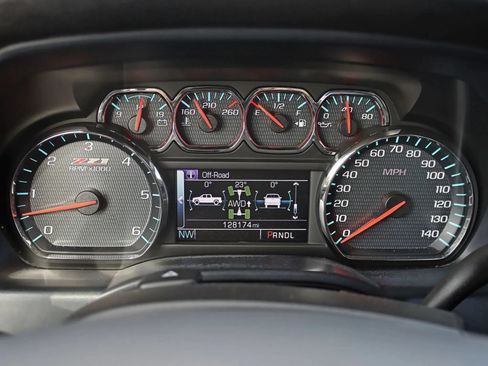 Used 2018 Chevrolet Silverado 1500 LT w/ All Star Edition AWD/4WD image 20