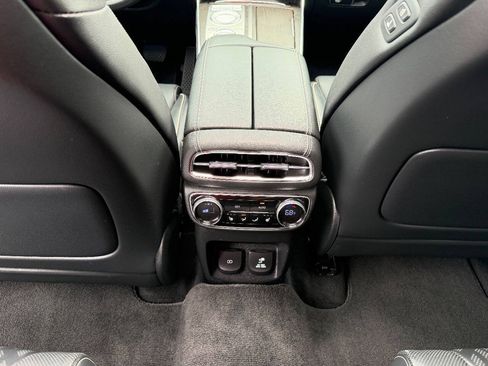 Used 2021 Genesis GV80 3.5T Advanced + AWD/4WD image 18