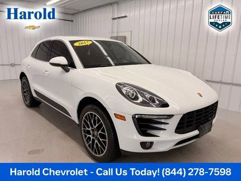 Used 2017 Porsche Macan S AWD/4WD image 1