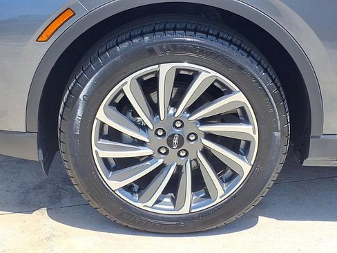 Used 2025 Lincoln Corsair Reserve FWD image 25