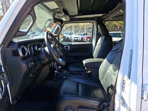 Certified 2021 Jeep Wrangler Unlimited Sahara AWD/4WD image 14