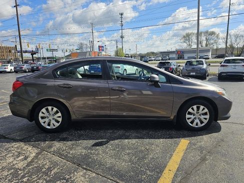 Used 2012 Honda Civic LX image 4