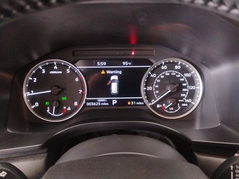 Used 2024 Mitsubishi Outlander SE FWD image 46
