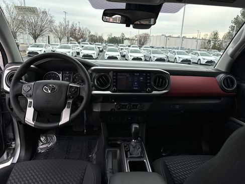 Certified 2023 Toyota Tacoma SR5 image 28
