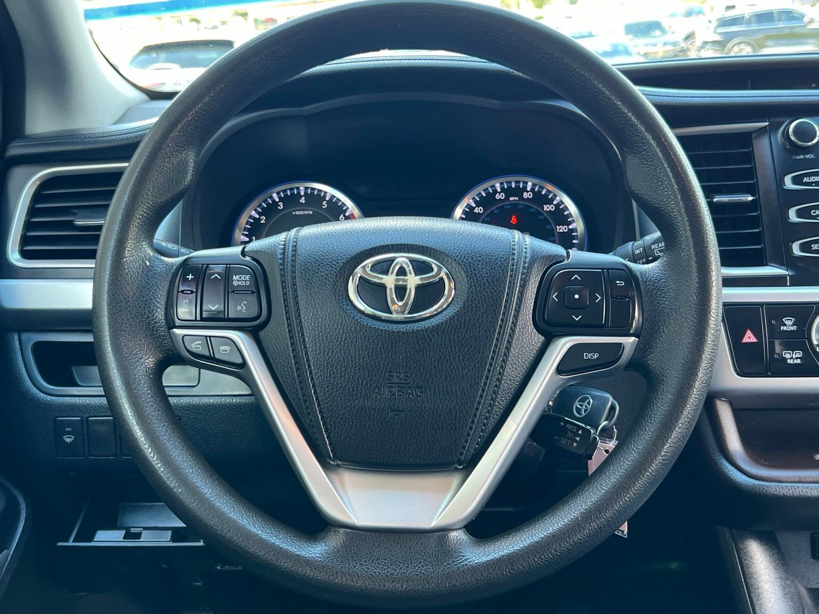Used 2014 Toyota Highlander LE FWD image 18