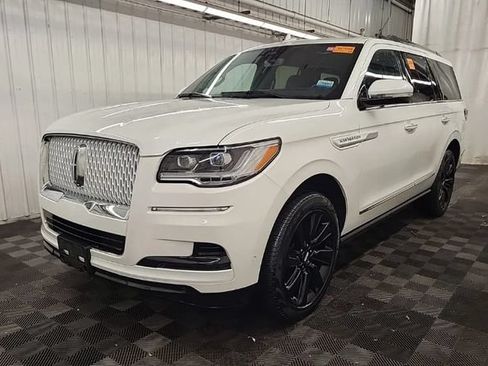 Used 2024 Lincoln Navigator Reserve w/ Equipment Group 201A AWD/4WD image 1