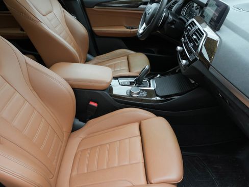 Used 2019 BMW X3 xDrive30i w/ Premium Package image 13