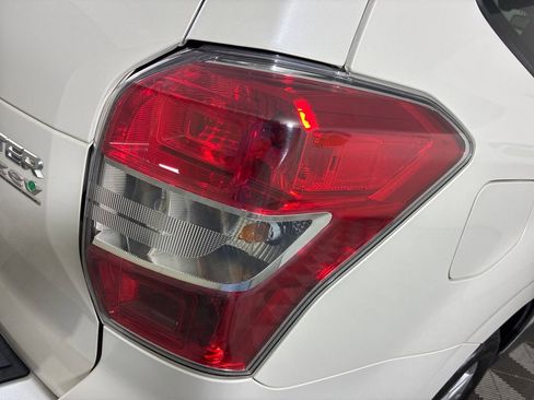 Used 2016 Subaru Forester 2.5i Premium AWD/4WD image 34