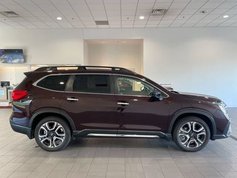 Certified 2024 Subaru Ascent Touring w/ Popular Package #2 AWD/4WD image 6