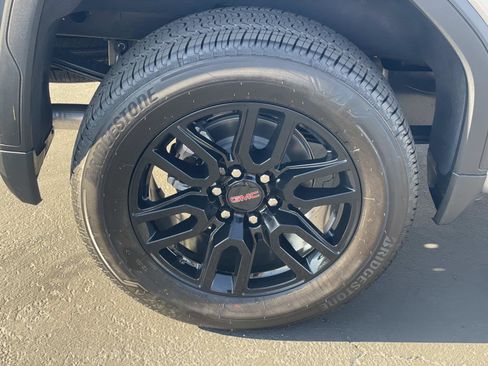 New 2026 GMC Sierra 1500 Elevation image 30