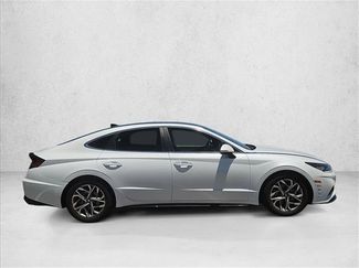 Used 2021 Hyundai Sonata SEL w/ Convenience Package FWD video 4