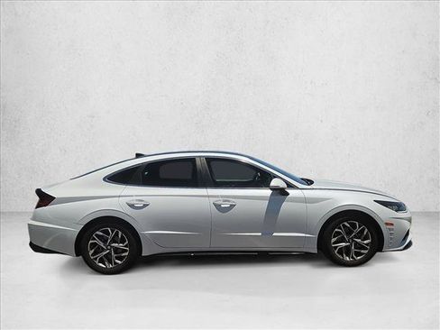 Used 2021 Hyundai Sonata SEL w/ Convenience Package FWD image 4