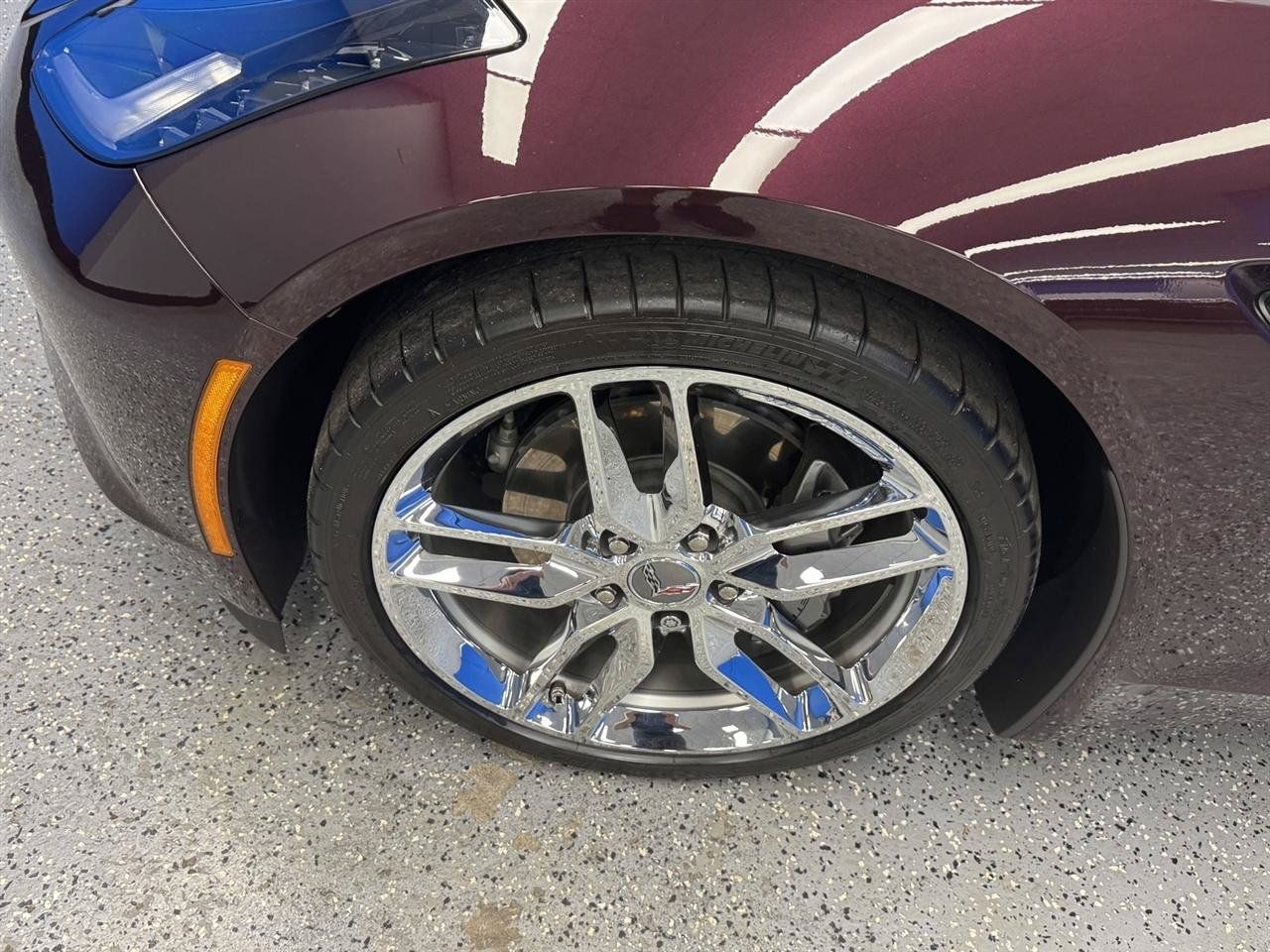 Used 2017 Chevrolet Corvette Stingray Coupe w/ 2LT Preferred Equipment Group RWD image 26