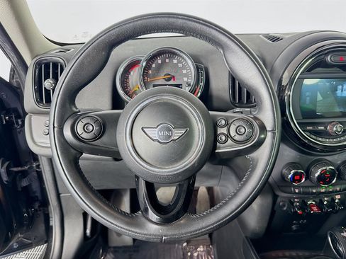 Used 2018 MINI Cooper Countryman image 13
