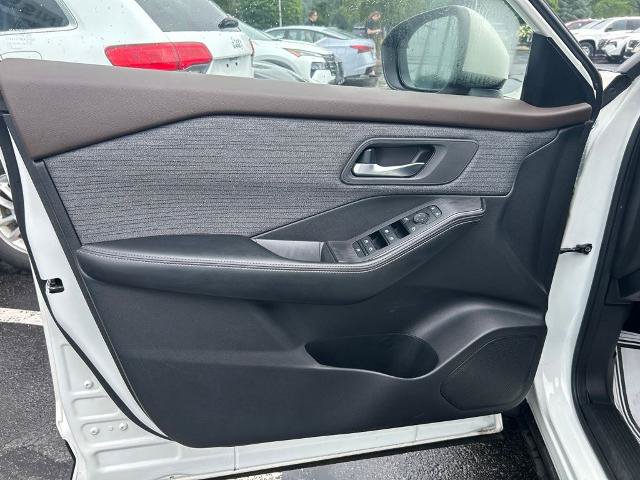 Certified 2023 Nissan Rogue SV AWD/4WD image 11