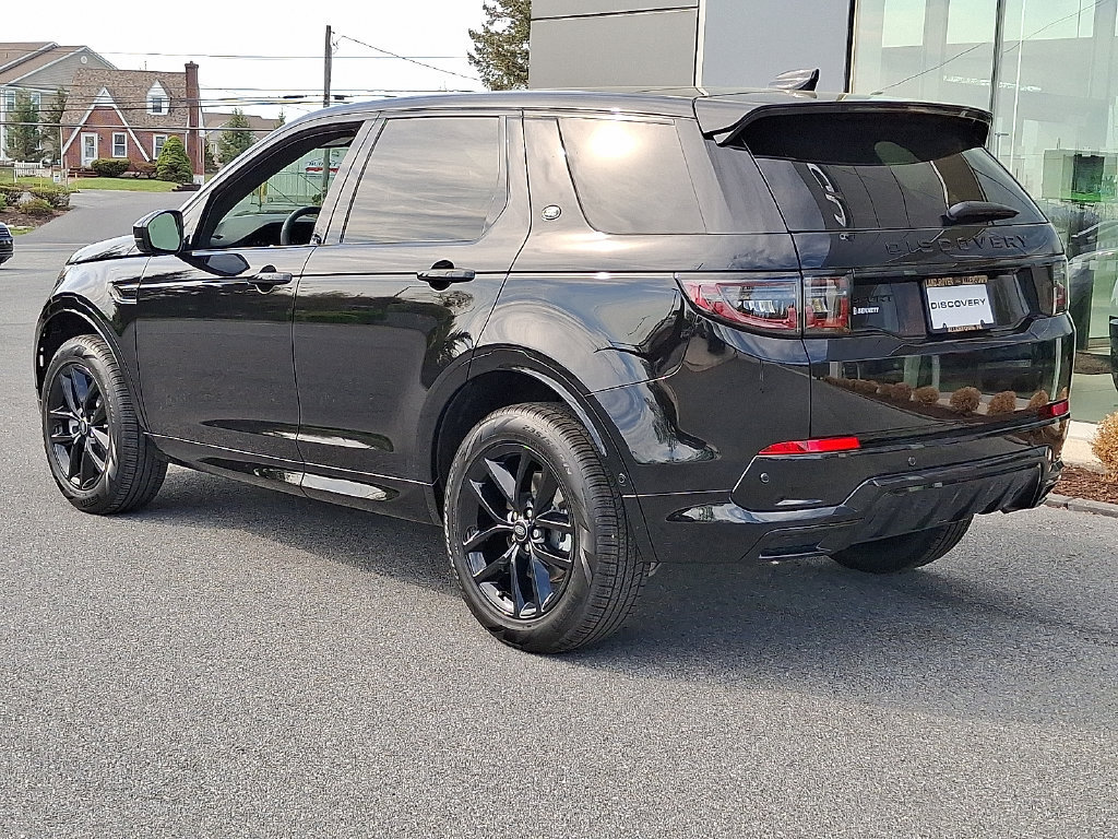 New 2026 Land Rover Discovery Sport Landmark AWD/4WD image 4